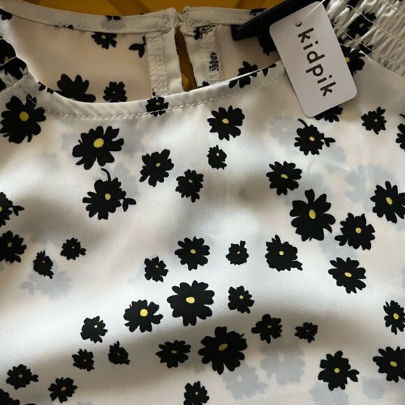 Kidpik shirt sleeve blouse with single button closure at back - Picture 6 of 8